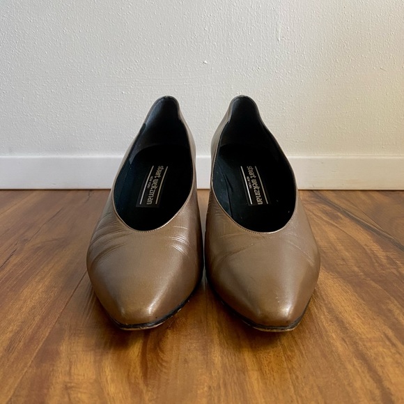 VTG Stuart Weitzman Metallic Bronze Heels - Picture 10 of 10